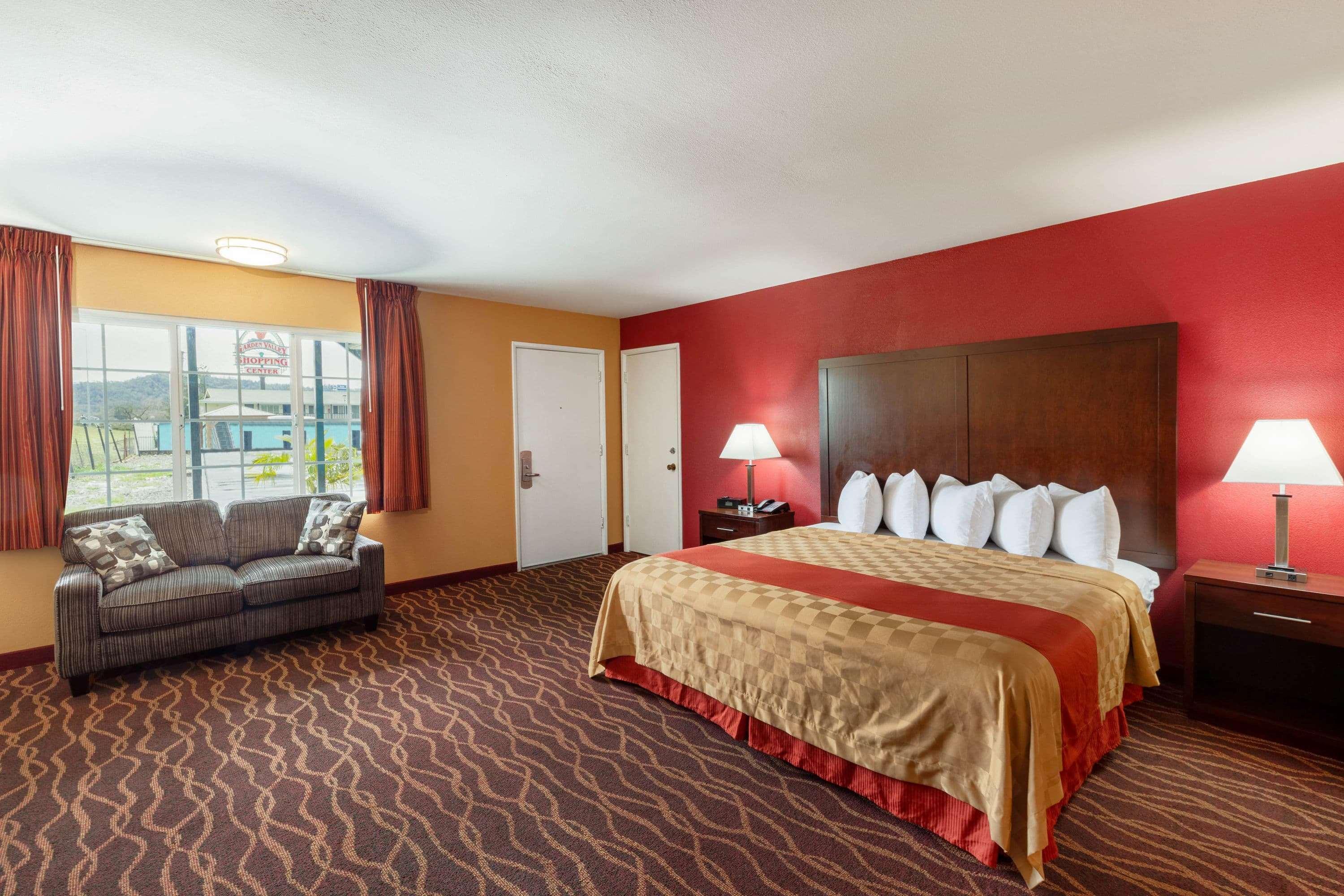 Rosewood Inn & Suites Roseburg Exterior photo